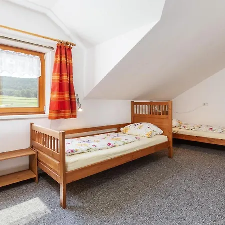 Prázdninový dům Komfortables Im Bayerischen Wald Am Alpakahof Mit Saunahaus
